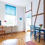 Apartment Haus Silko - In Lage - 3 Min Zum Direkt Am Kurpark Rostock