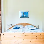 Apartment Haus Silko - In Lage - 3 Min Zum Direkt Am Kurpark Rostock