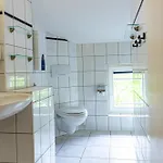 Haus Silko - In Lage - 3 Min Zum Direkt Am Kurpark Rostock